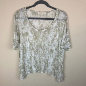 MK loose fitting short sleeve top